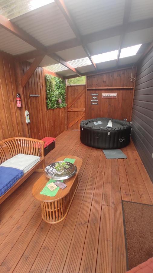 La kafrine Bed and Breakfast Le Tampon Exterior foto